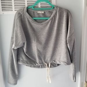 Fashion Nova- Long Sleeve Crop Top